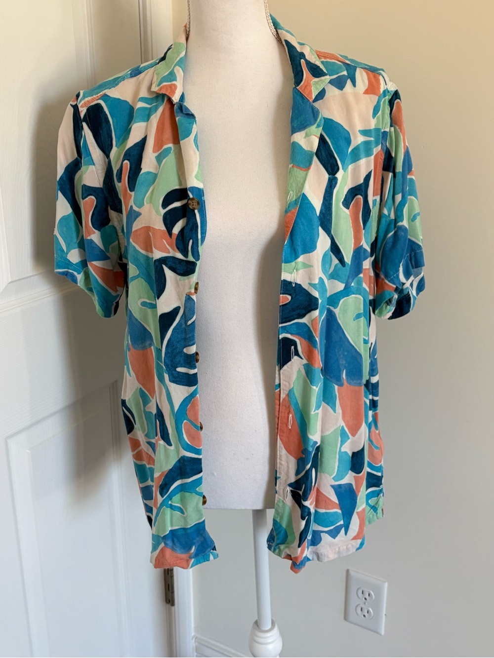 Old Navy Blue Teal and Coral Print Top